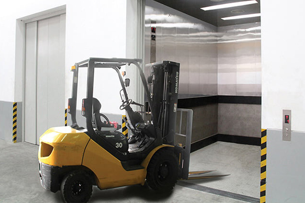 ลิฟต์ขนของ Freight Elevator